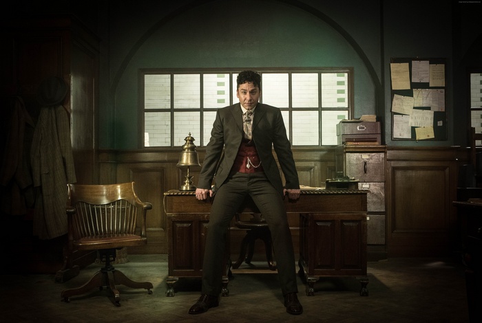 Stephen Mangan as Houdini from Houdini and Doyle