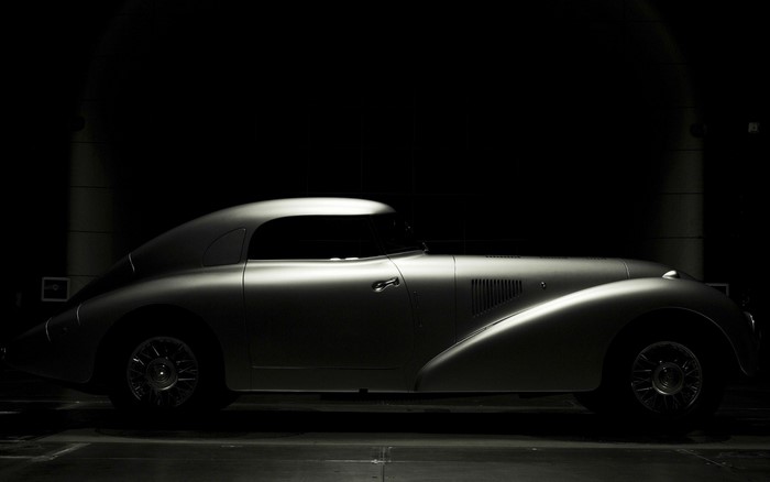 Vintage Mercedes-Benz 540K Streamliner sports car