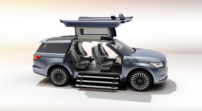 Lincoln Navigator concept SUV with gullwing doors