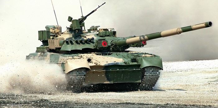 Russian T-80 tank in motion