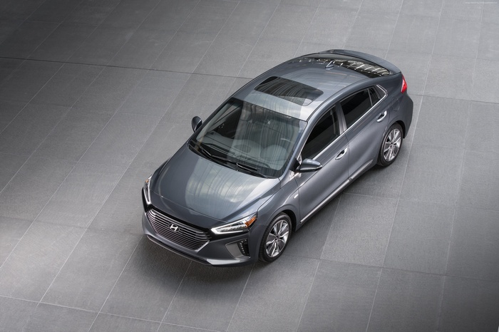 Hyundai Ioniq Hybrid from NYIAS 2016