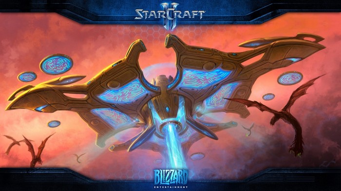 StarCraft II Protoss Mothership and Zerglings