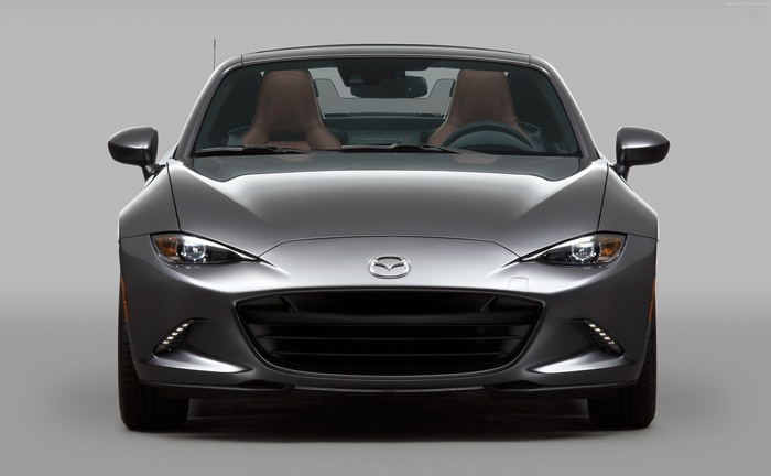 Silver Mazda MX-5 RF Roadster
