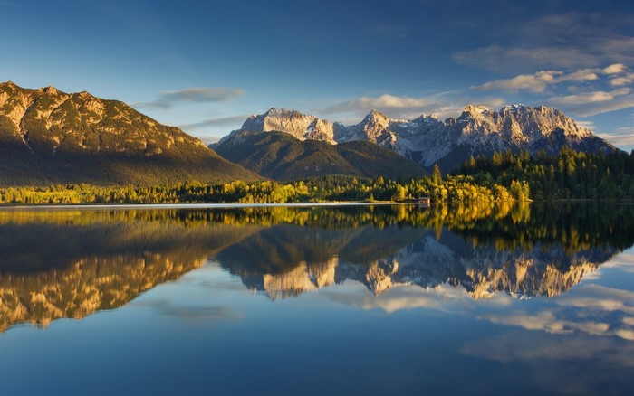 Serene Lake Reflection in the Bavarian Alps at Sunset