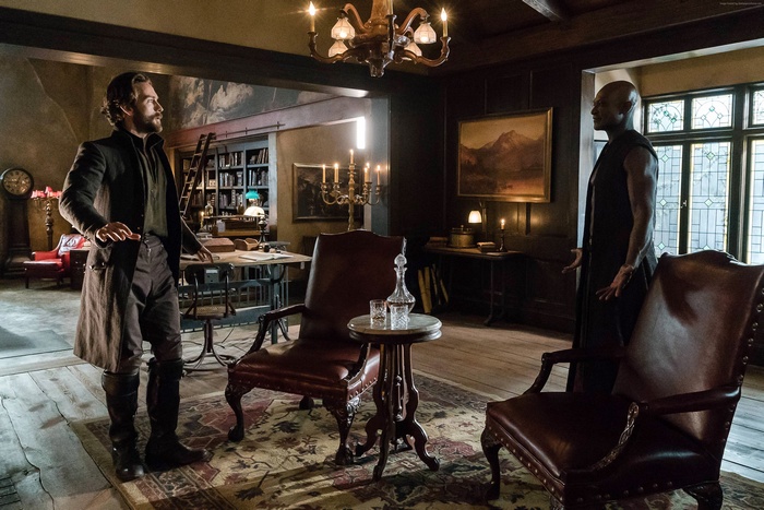 Ichabod Crane and Abraham Van Helsing in Sleepy Hollow