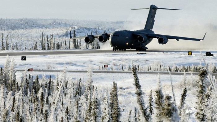 Boeing C-17 Globemaster III on a snowy runway