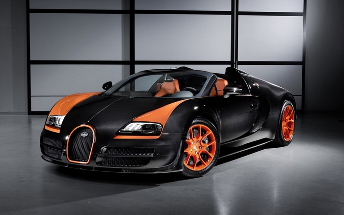 Bugatti Veyron Grand Sport Vitesse in a garage