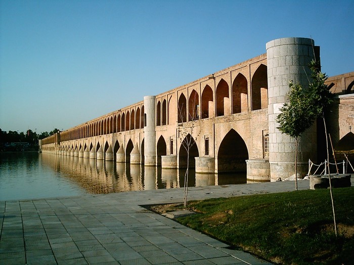 Si-o-se-pol Bridge in Isfahan, Iran