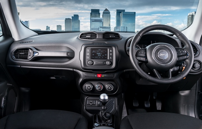 Jeep Renegade "Dawn of Justice" Interior