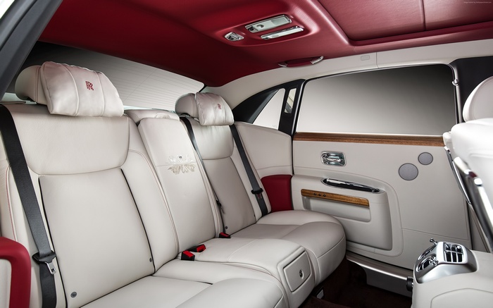 Rolls-Royce Ghost "Eternal Love" Interior