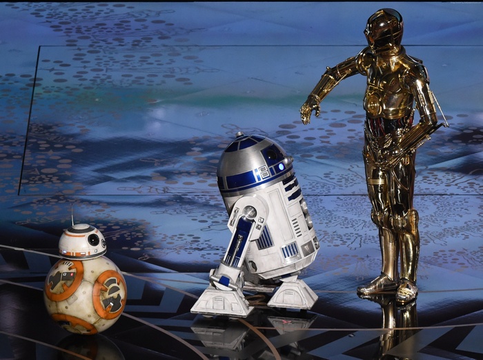 BB-8, R2-D2, and C-3PO from Star Wars at the Oscars