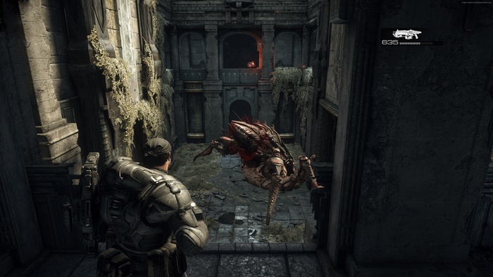 Gears of War: Ultimate Edition gameplay with Locust enemy