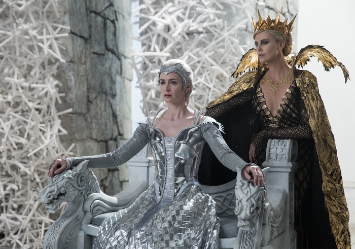 The Huntsman Winters War: Freya and Ravenna