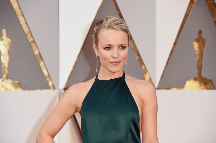 Rachel McAdams at the 2016 Oscars