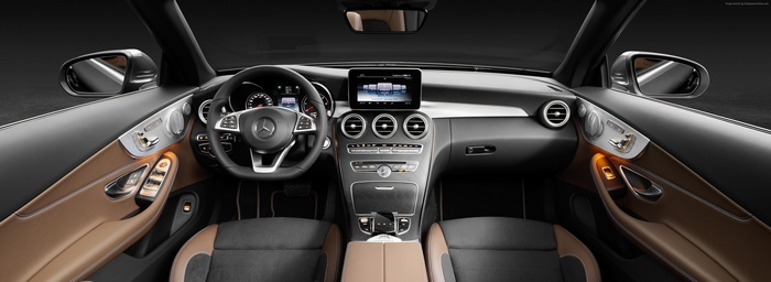 Mercedes-Benz C 220d Coupe Interior