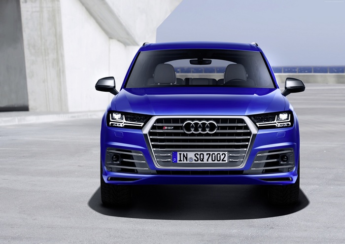 Blue Audi SQ7 TDI at Geneva Auto Show 2016