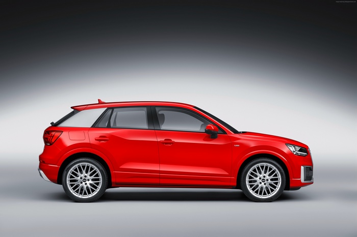 Red Audi Q2 TFSI quattro S