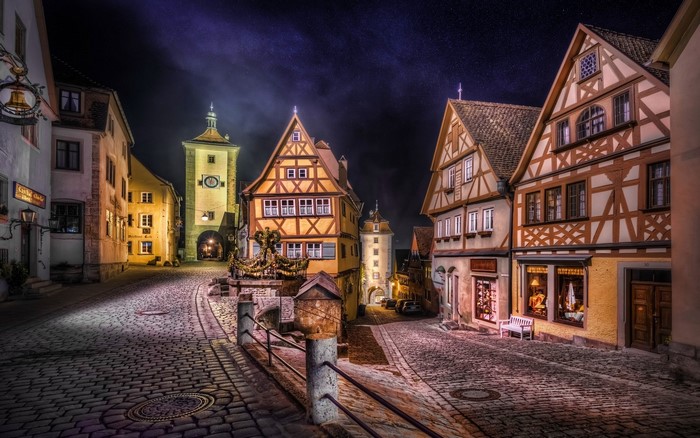 Night view of medieval Rothenburg ob der Tauber street