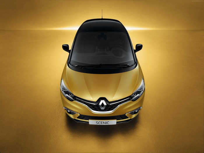 Renault Scenic minivan in gold