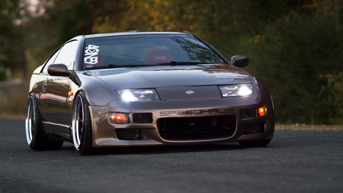 Nissan 300ZX with "SPEEDHAUS" decal