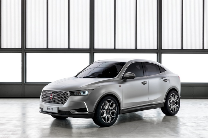 Borgward BX6 TS silver crossover