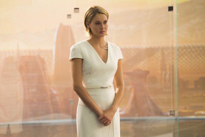 Tris Prior from The Divergent Series: Allegiant