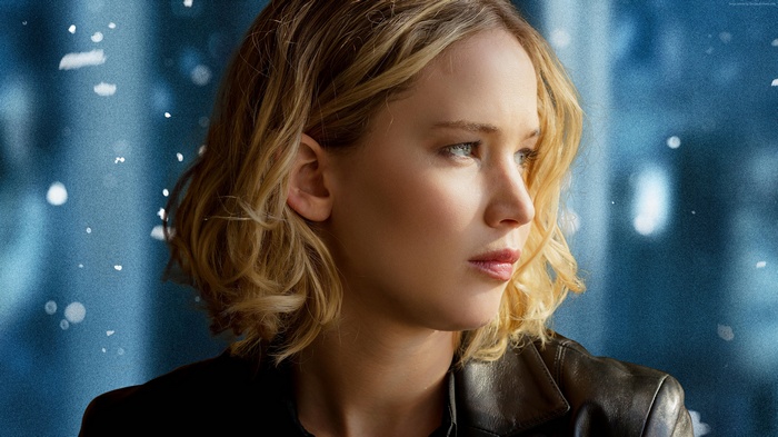 Jennifer Lawrence in Joy