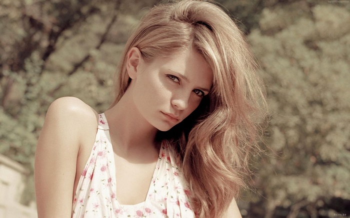 Mischa Barton