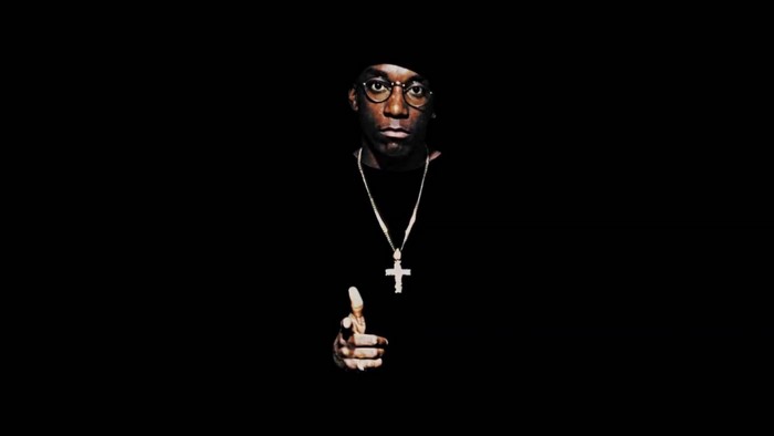 Big L pointing forward