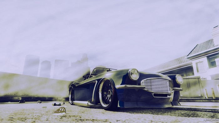Customized sports car in Grand Theft Auto V