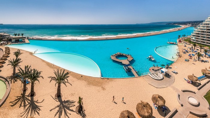 Crystal Lagoon Resort in Algarrobo, Chile