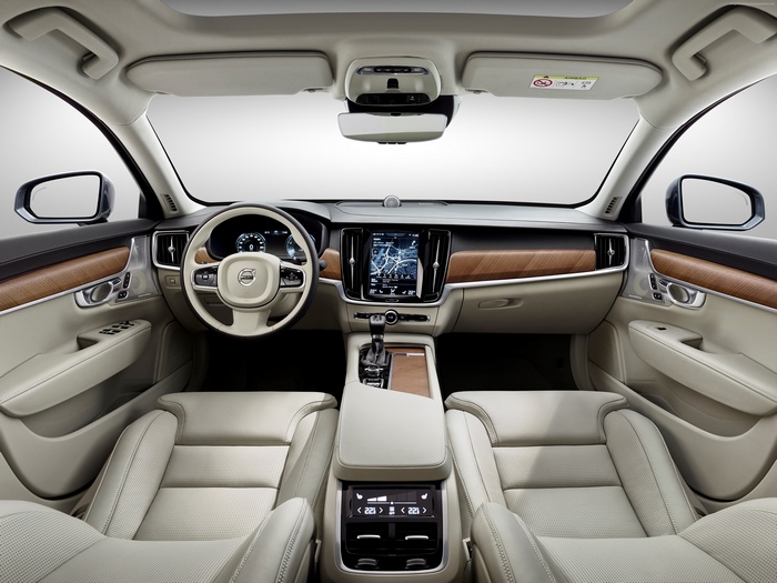 Interior of a Volvo S90 with Pilot Assist