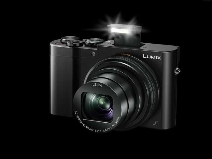 Panasonic LUMIX TZ100 camera with Leica lens