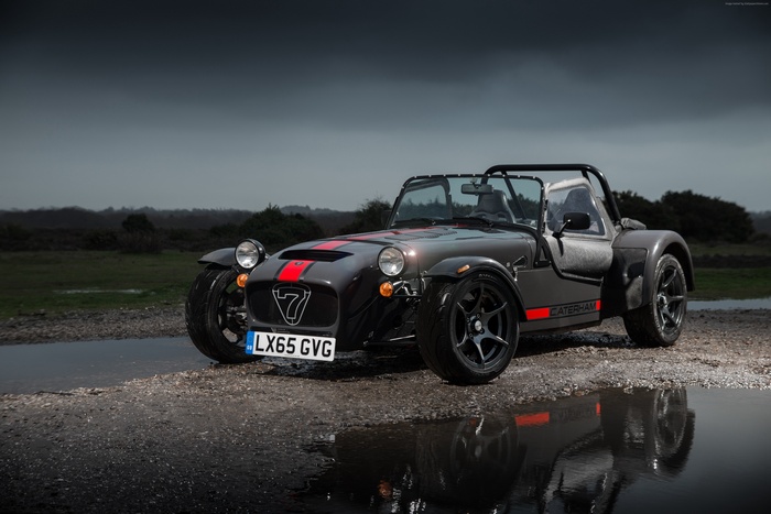 Caterham Seven 620 S car on a wet road
