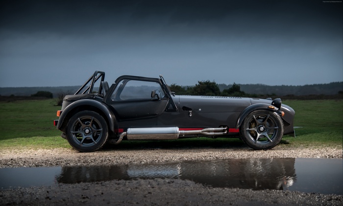 Black Caterham Seven 620 S at Autosport International Motor Show 2016