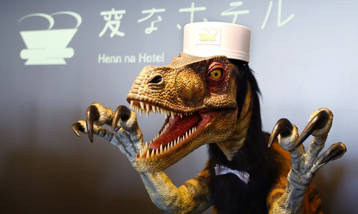 Robot Raptor at Henn na Hotel