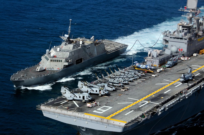 USS Freedom LCS-1 refueling at sea