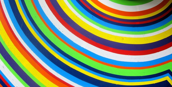 Colorful concentric arcs pattern