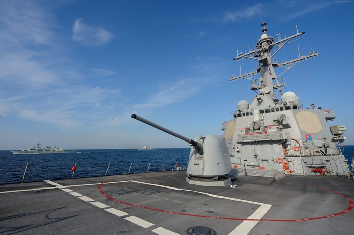 USS Ross guided-missile destroyer in the ocean