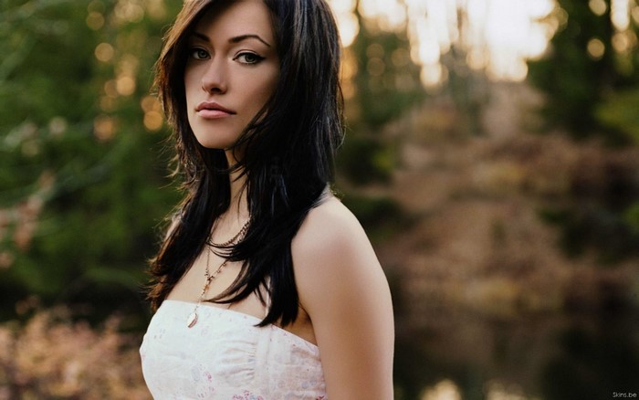 Olivia Wilde portrait outdoors