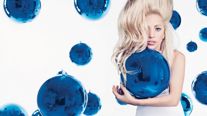 Lady Gaga with blue balloons