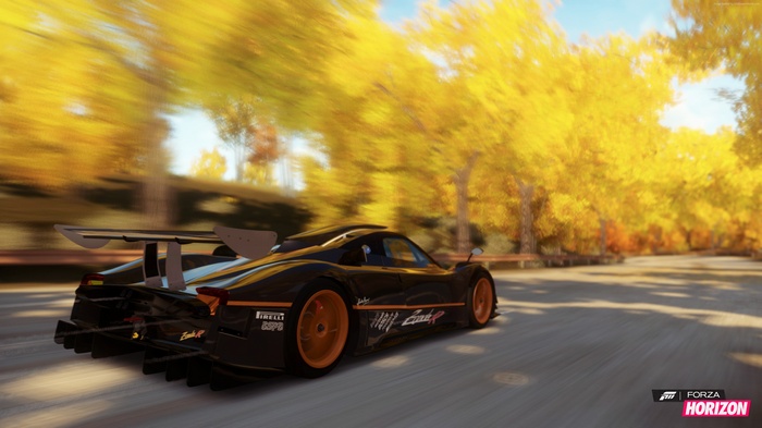 Black Pagani Zonda R from Forza Horizon in Autumn