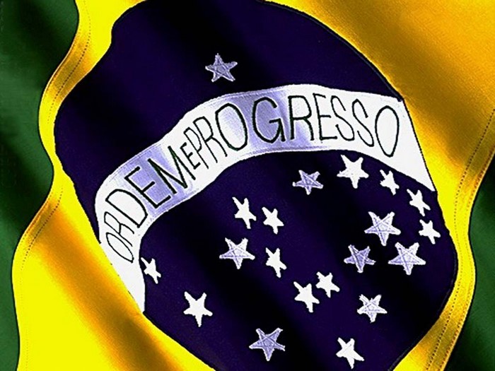Brazilian flag with "Ordem e Progresso"