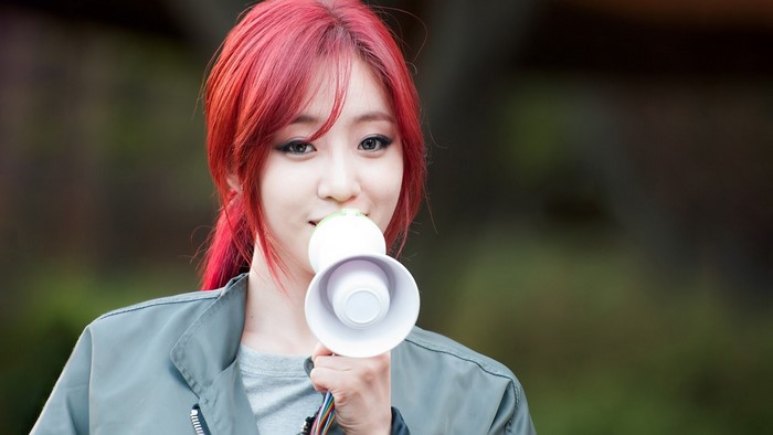 Ham Eun-jung from T-ara holding a megaphone