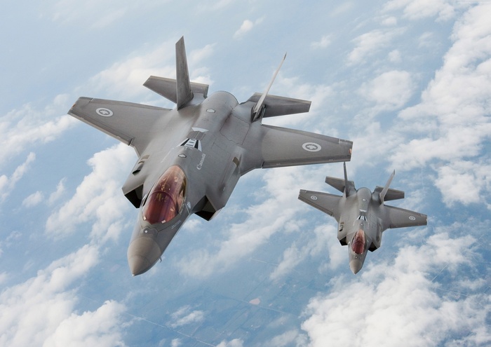 Two Lockheed F-35 Lightning II fighter aircraft in flight