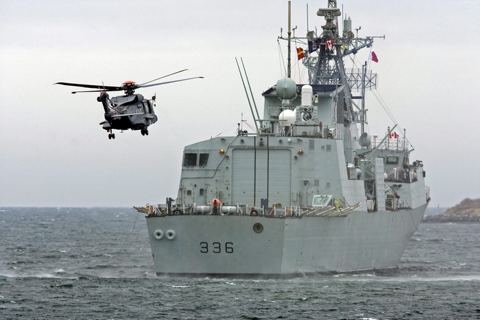 Sikorsky CH-148 Cyclone helicopter near Canadian Navy ship