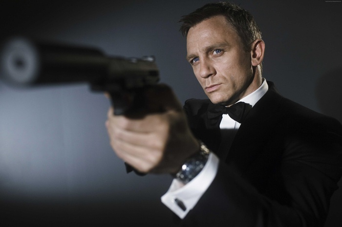 Daniel Craig, actor, gun, James Bond, 007, Most Popular Celebs in 2015 ...