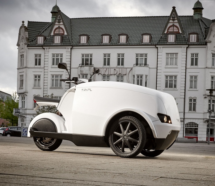 White Tripl electrocycle concept vehicle