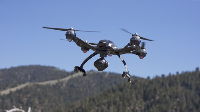 Yuneec Typhoon Q500 drone flying outdoors