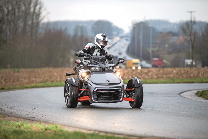 Can-Am Spyder F3-T tricycle on a road